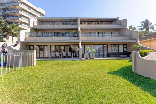 Luxury ground floor beach unit — 4-Star Luxury Hotel in Ballito, South Africa