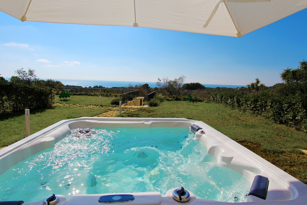 The Dream Residence 244 — 4-Star Luxury Hotel in Salve, Italy