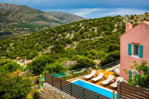 Iconic Villas Villa Vada — 4-Star Luxury Hotel in Oichalia, Greece