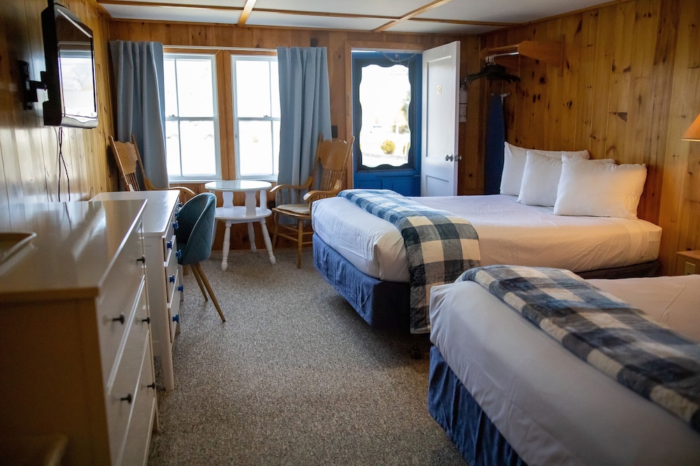 Isleview Motel and Cottages - photo 22