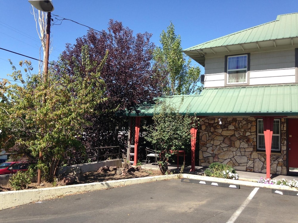 Rugged Country Lodge - photo 42