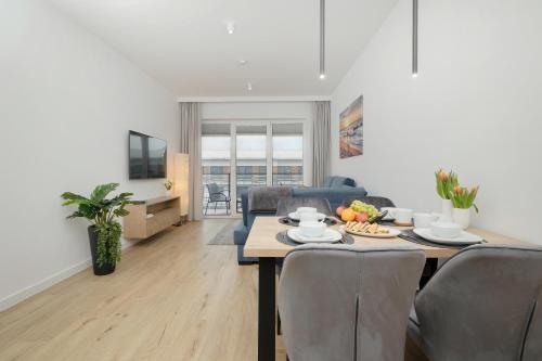 Apartament AQUA BLUE Bridge Apartments & Spa z basenem Dziwnów EPapartamenty — 4-Star Luxury Hotel in Dziwnow, Poland
