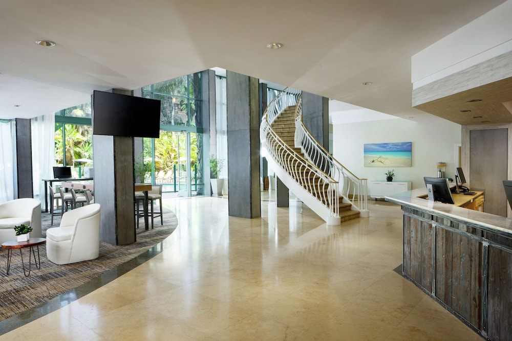 DoubleTree By Hilton San Diego Hotel Circle - photo 4