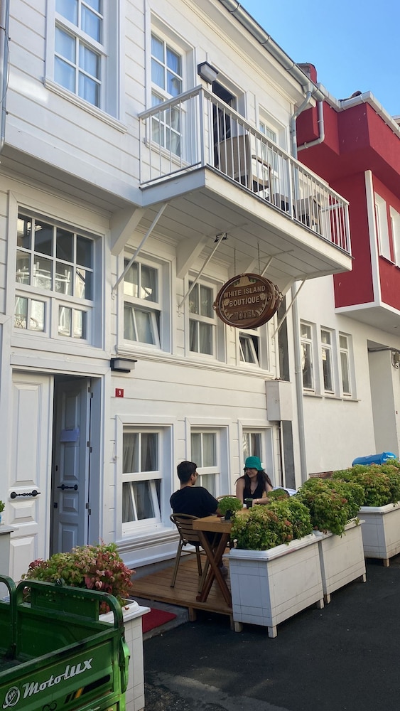 White Island Boutique Otel in Adalar, Turkey