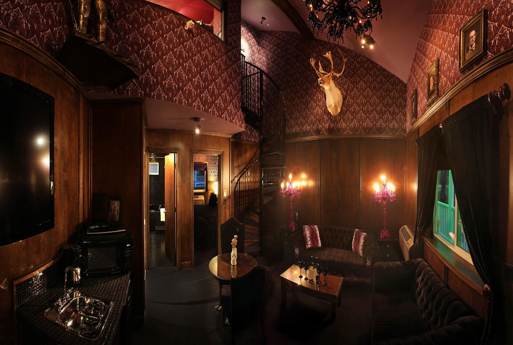 The Roxbury - photo 143
