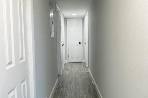 Roosevelt Inn - photo 19