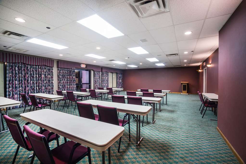 Baymont by Wyndham Johnson City - photo 24