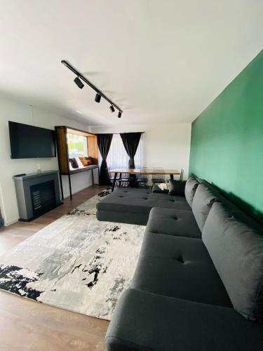 Tacchini's Home — 4-Star Luxury Hotel in Plosca, Romania