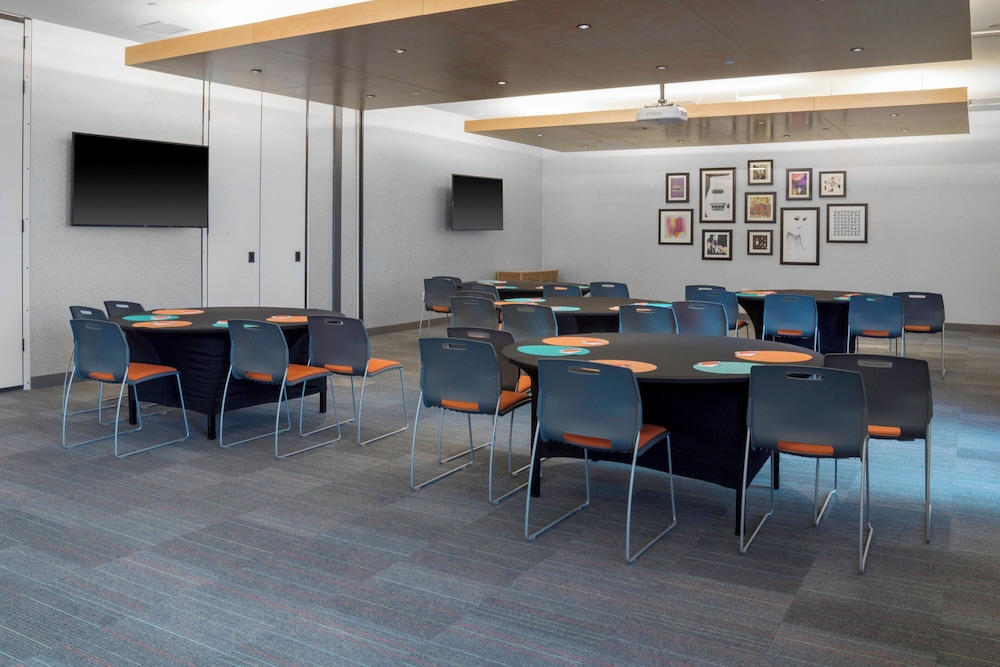 Aloft Gainesville University Area - photo 23
