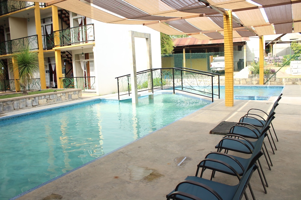 Hotel Cascada Huasteca — Charcas
