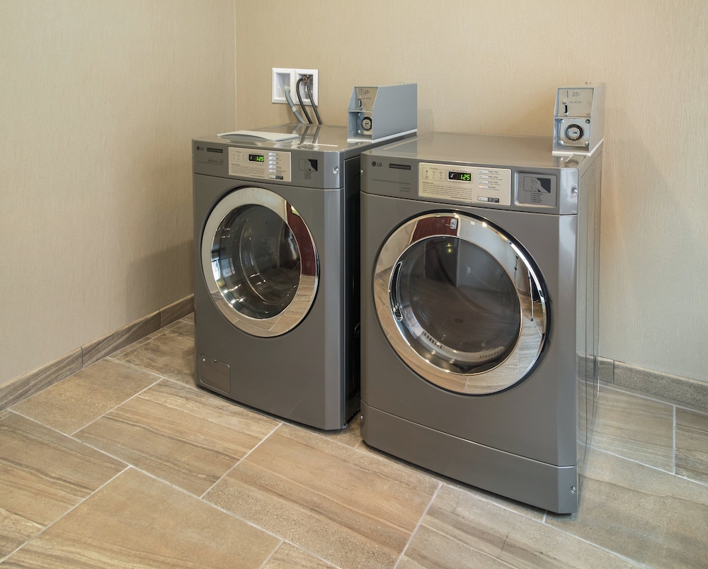 Cobblestone Inn & Suites Ashland - photo 33