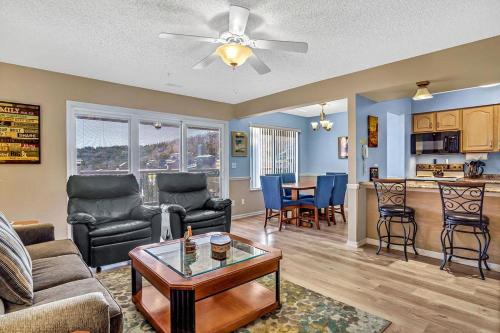 White Pine with boat slip 1205 — 4-Star Luxury Hotel in Branson, United States