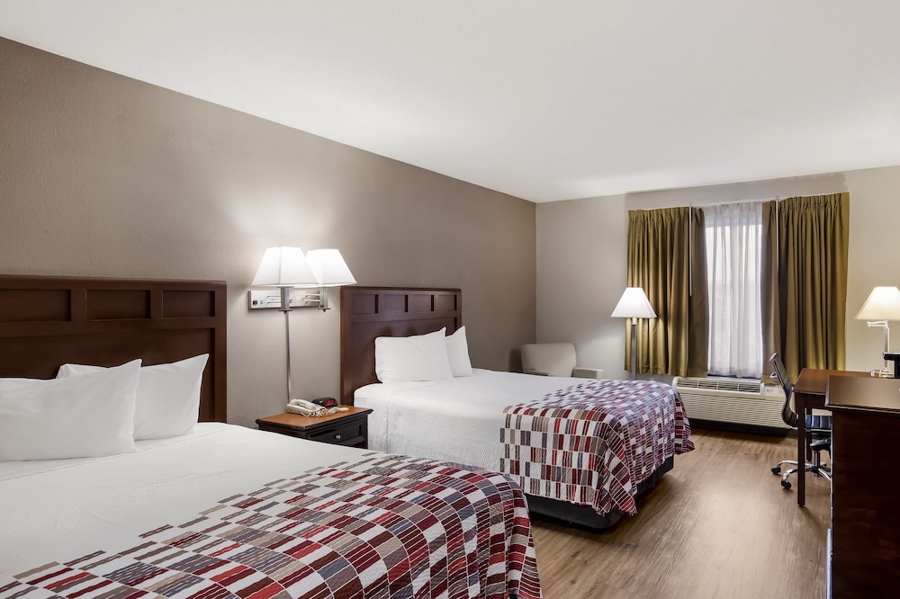 Red Roof Inn & Suites Bloomsburg Mifflinville - photo 17