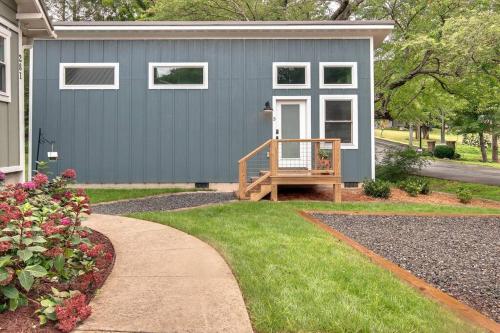 Brand New Modern Asheville Escape in Asheville, United States