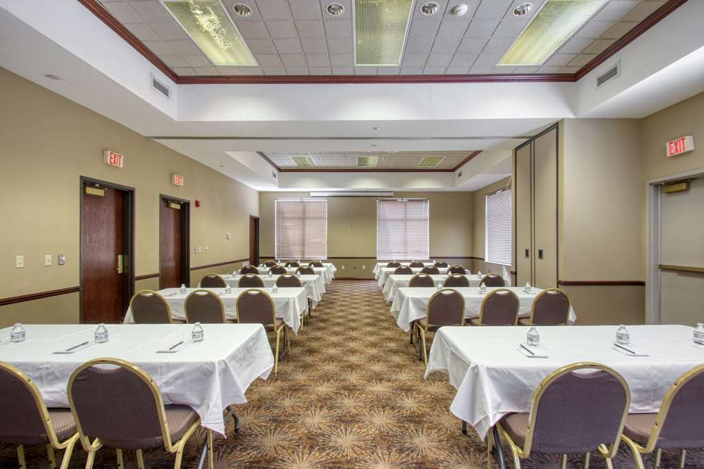 Comfort Suites Madison West Middleton - photo 54