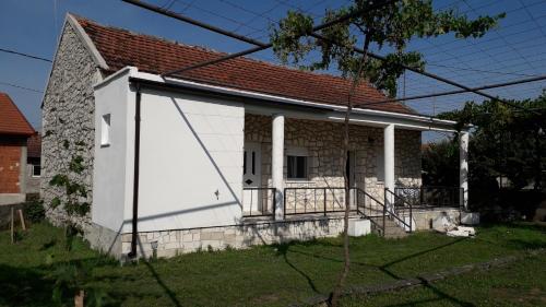 Kamena Kuca Family Rodin — 4-Star Luxury Hotel in Capljina, Bosnia and Herzegovina