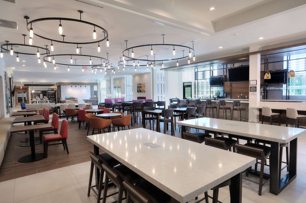 Hilton Garden Inn Bel Air - photo 53