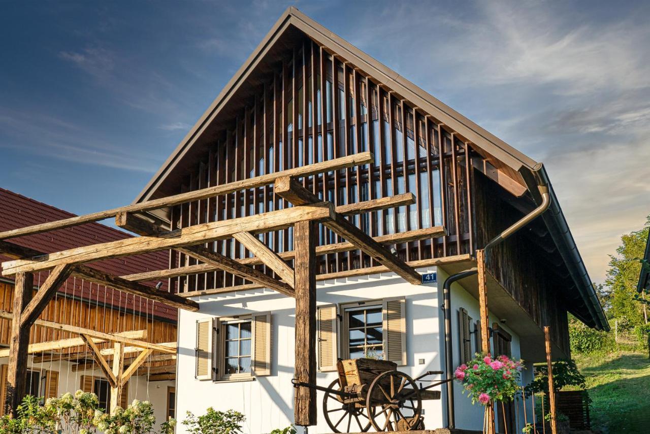 Kellerstockl Heuberger - carbon neutral hotel in Eltendorf