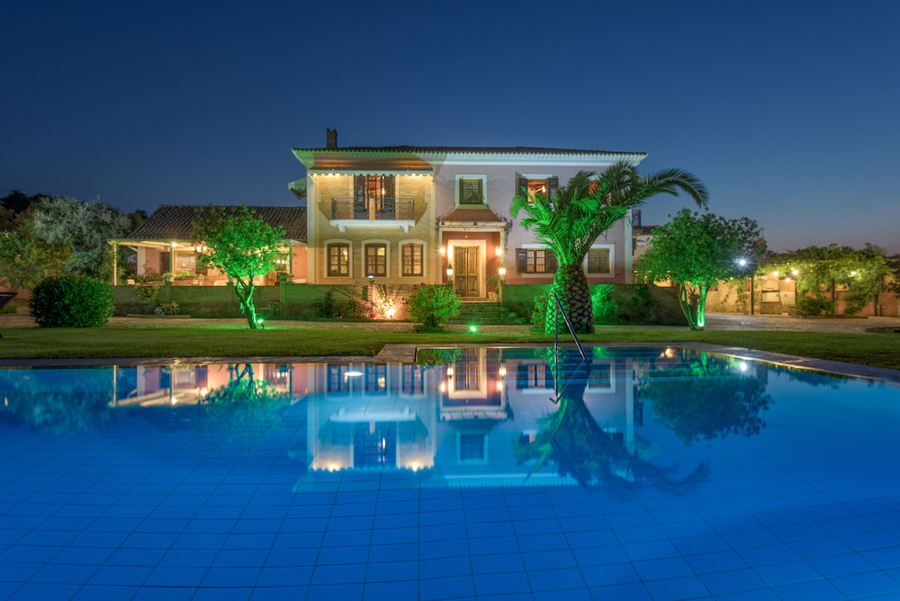 Sarakino The House of Literature — 4-Star Luxury Hotel in Zakynthos, Greece