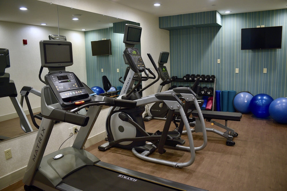 Holiday Inn Express Windsor Sonoma Wine Country by IHG - photo 19