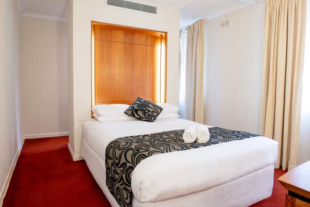 Linaker Art Deco Nurses Quarters Hotel in Beechworth, Australia