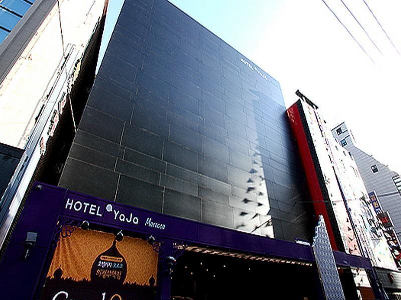 Hotel Yaja Uijeongbu Station in Uijeongbu-Si, South Korea