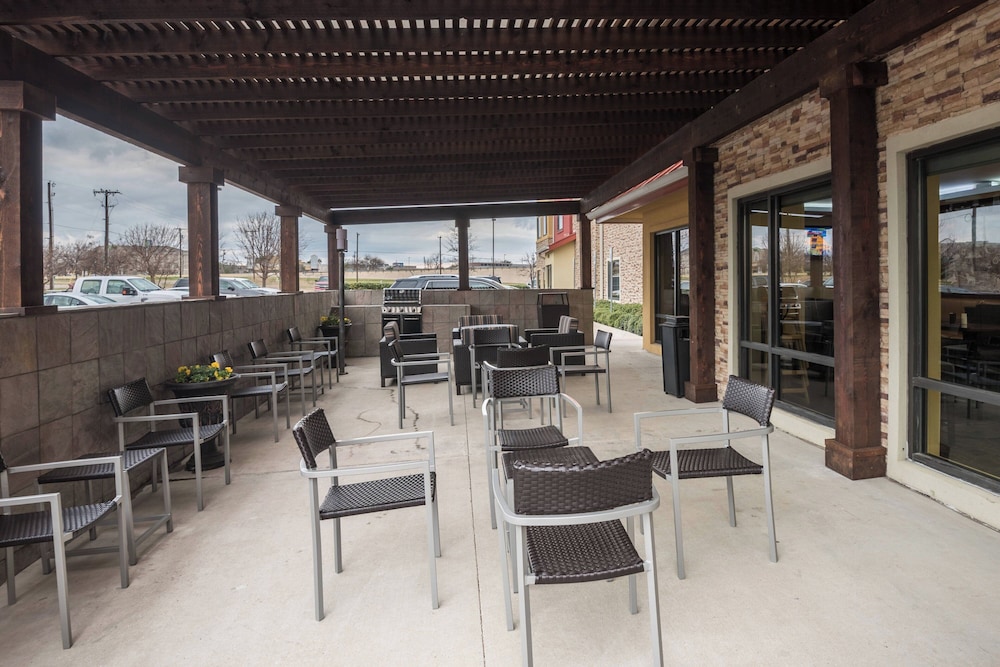 TownePlace Suites Dallas DeSoto - photo 40