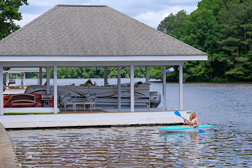 The Lakeside Resort - photo 36