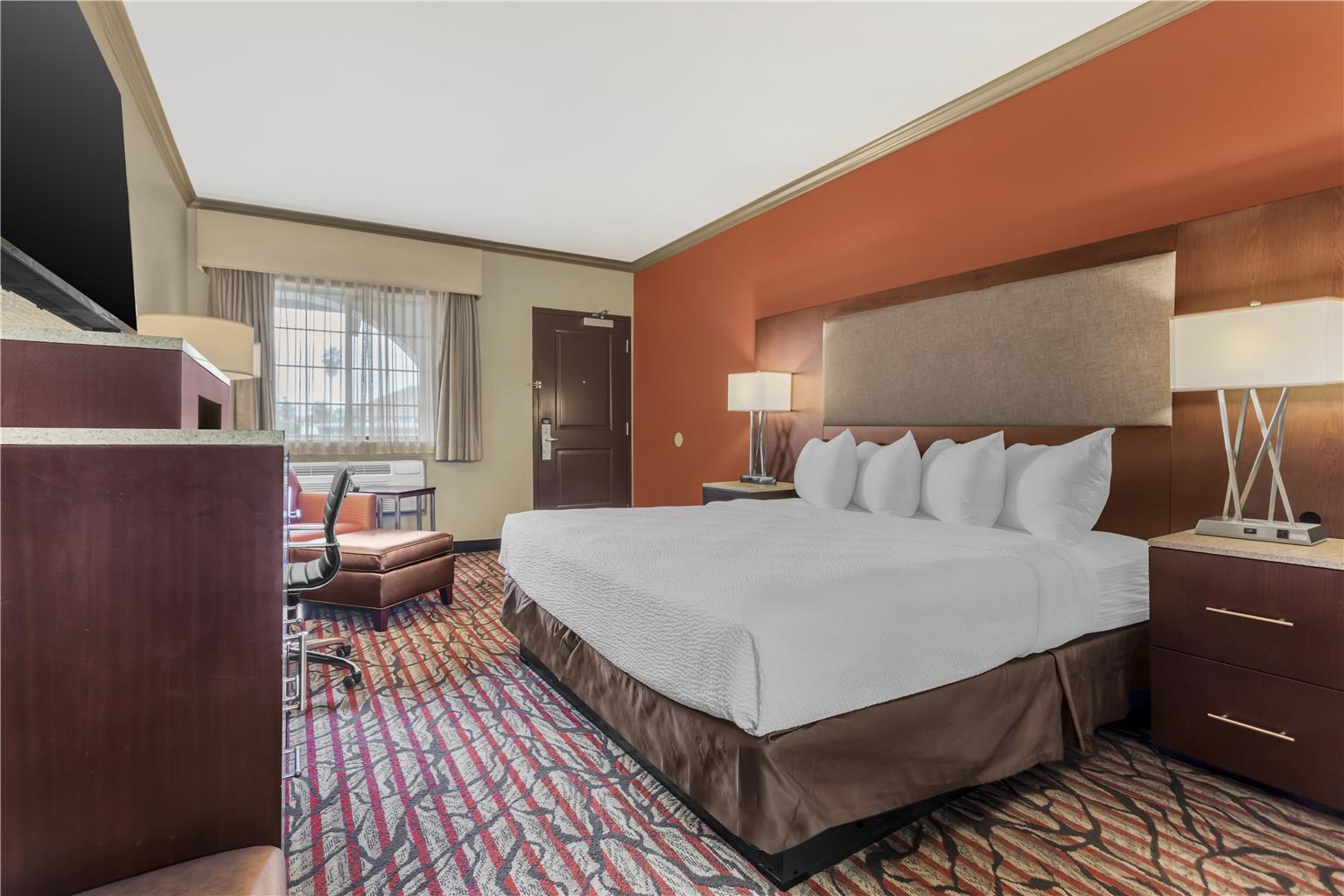 Best Western Plus Brookside Inn - photo 33