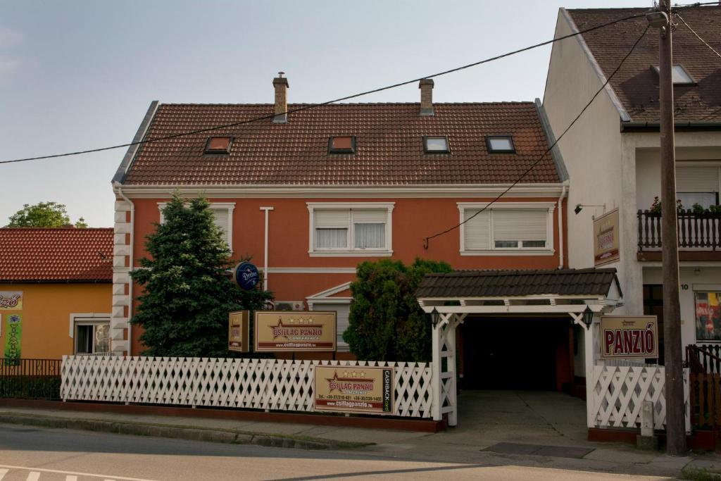 Csillag Panzio — Vac — photo 2