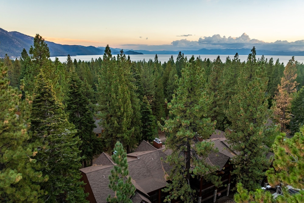 Incline Paradise by Avantstay Walk to Town Lake 5mins to Ski Resort - photo 44