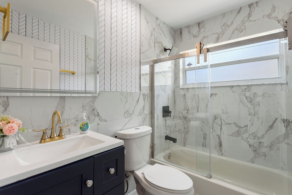 Breathe Easy at Solterra Resort by Shine Villas condo - photo 163