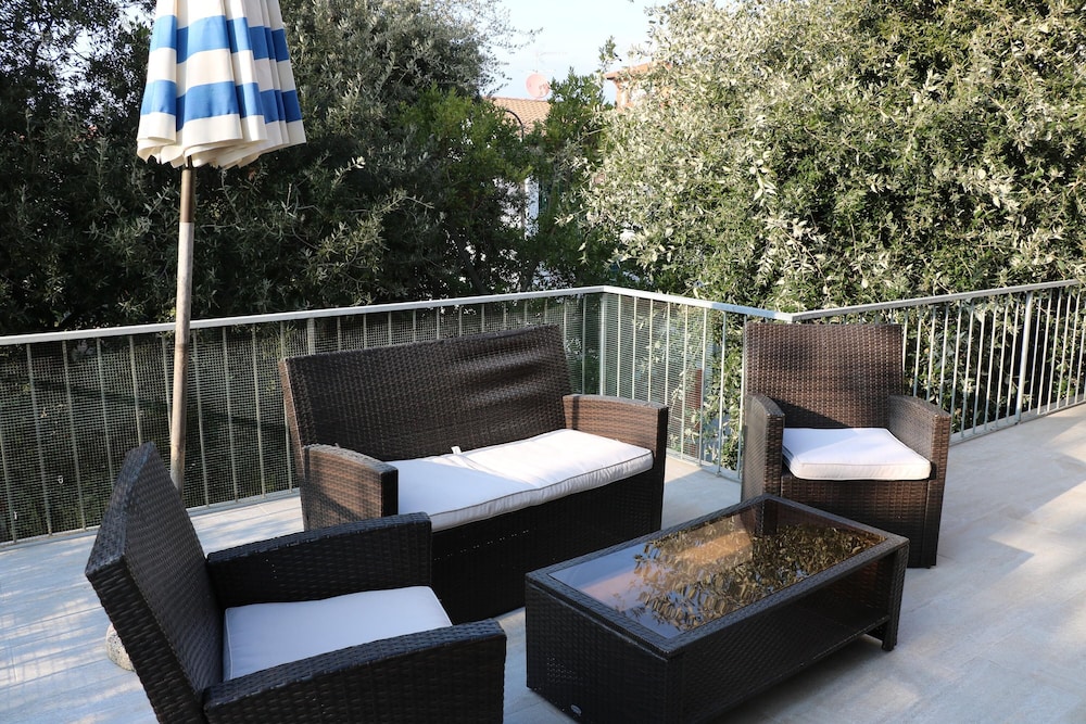 La Rosa Focette 100mt From sea — 4-Star Luxury Hotel in Pietrasanta, Italy