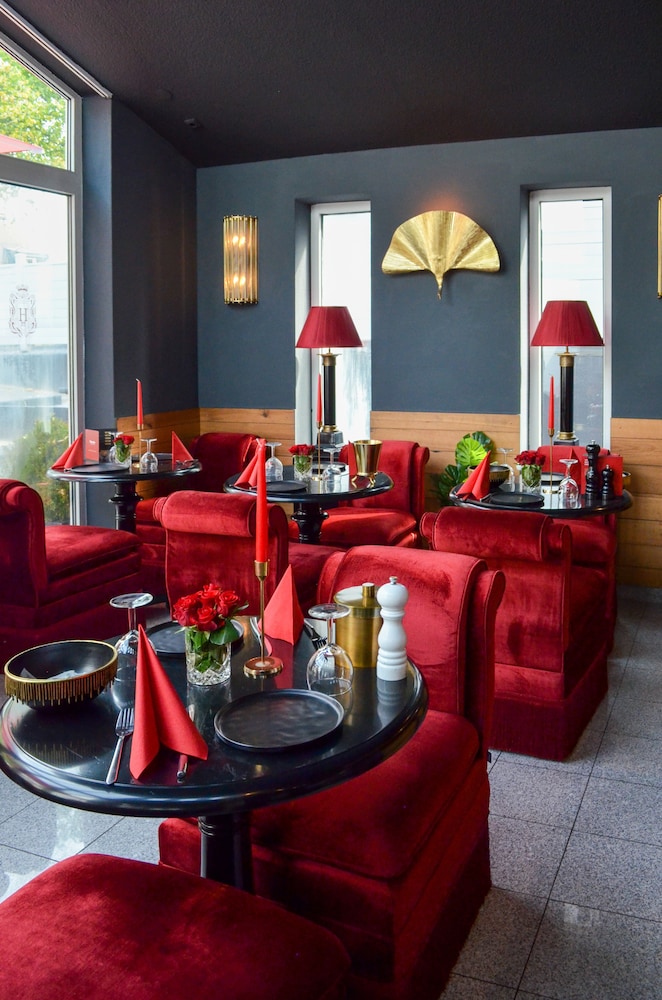 Boutique Hotel Villa Sarah — hotel near Düsseldorf Airport