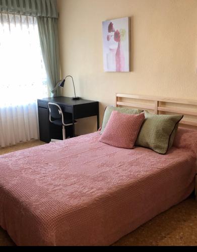 Rooms Near The Beach Cabanyal And Universities — Valencia