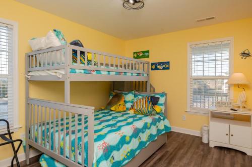 Sherrys Paradise by Oak Island Accommodations - photo 39