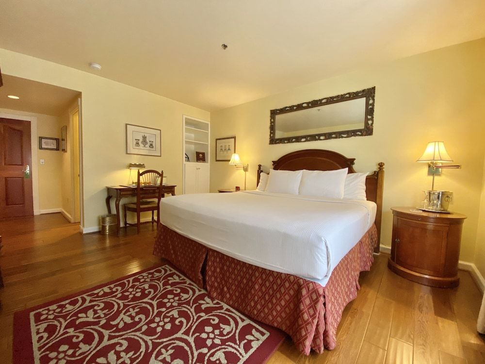 Excelsior Inn - photo 19