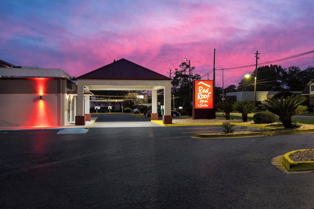 Red Roof Inn & Suites Statesboro University - photo 35