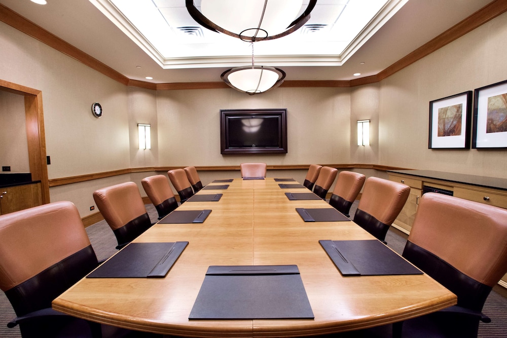 Hilton Chicago Oak Brook Suites - photo 48