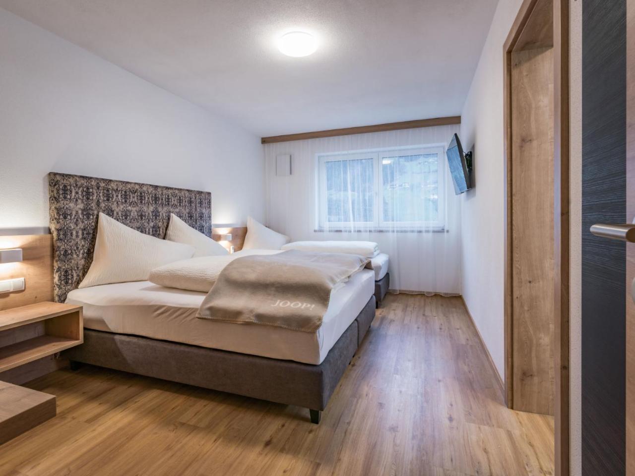 Apartment Montec Apart 2 by Interhome — 4-Star Luxury Hotel in Hippach, Austria