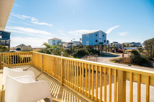 Splendid Days by Oak Island Accommodations - photo 35