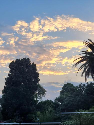 Aloe Arbour Self catering cottages — 4-Star Luxury Hotel in White River, South Africa