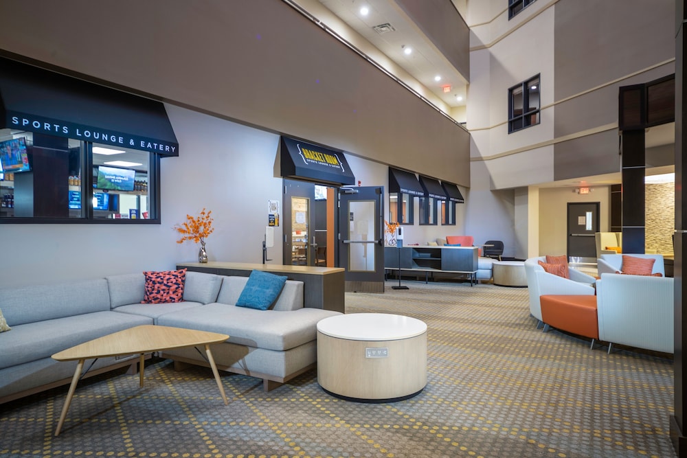 Holiday Inn St. Louis Creve Coeur - photo 27