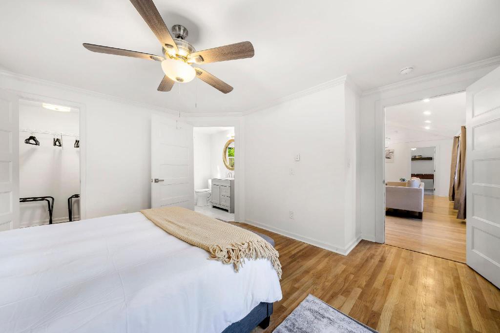 Gorgeous EST Mercedes Stdm 10 min Patio Slps 10 - photo 24