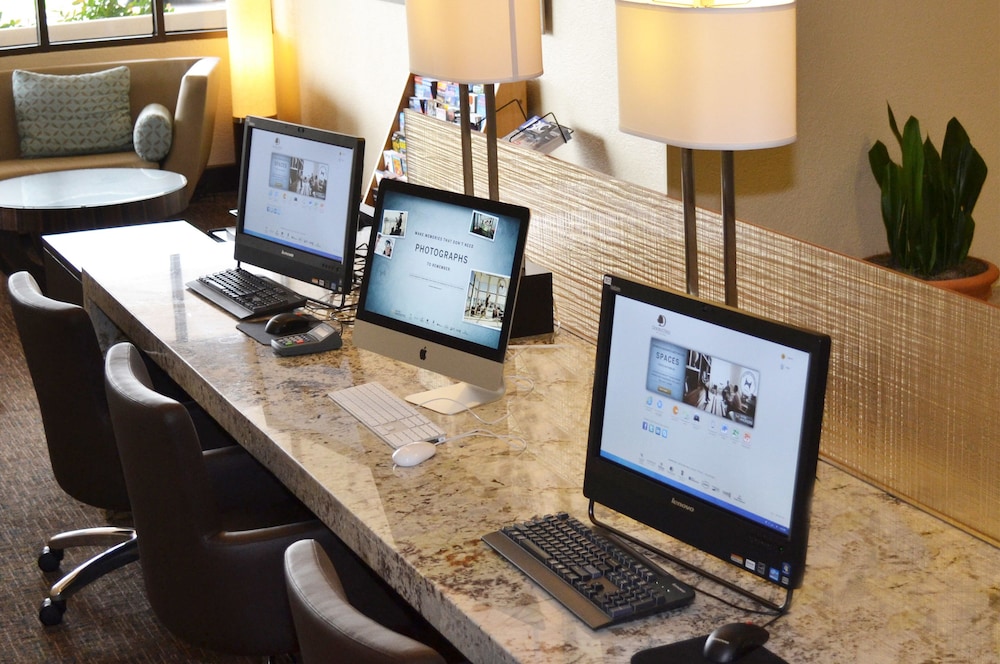 Doubletree by Hilton Houston Hobby Airport - photo 61