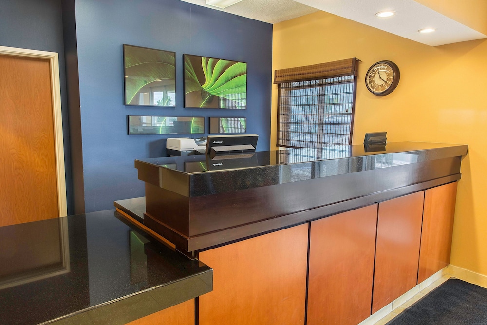 Fairfield Inn & Suites Fargo - photo 3
