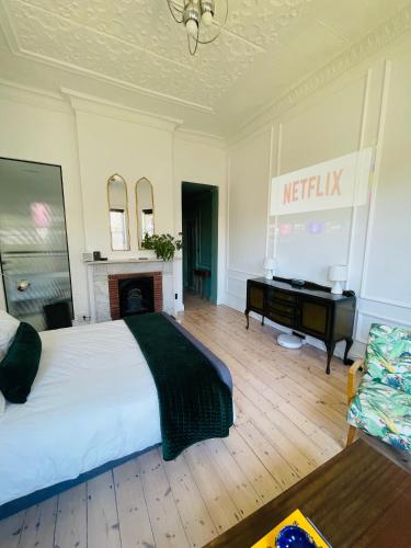 Suite Martinique at Slivington Manor