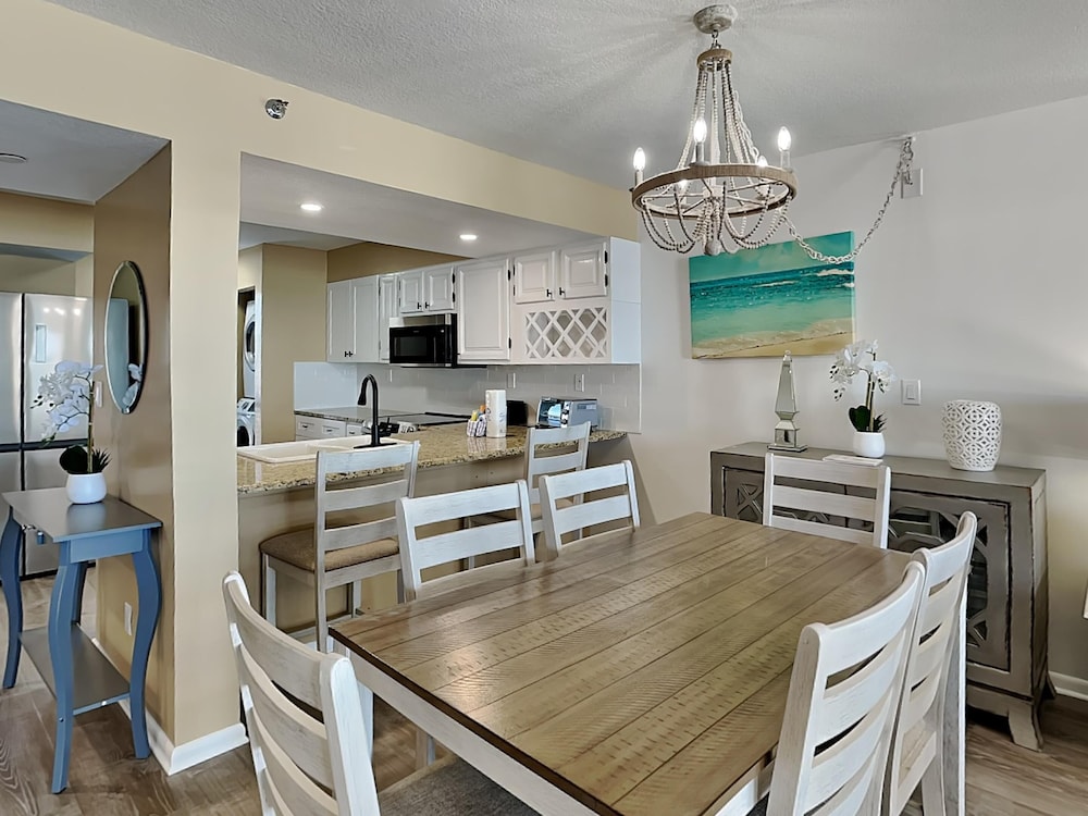 Emerald Towers II by Southern Vacation Rentals - photo 17