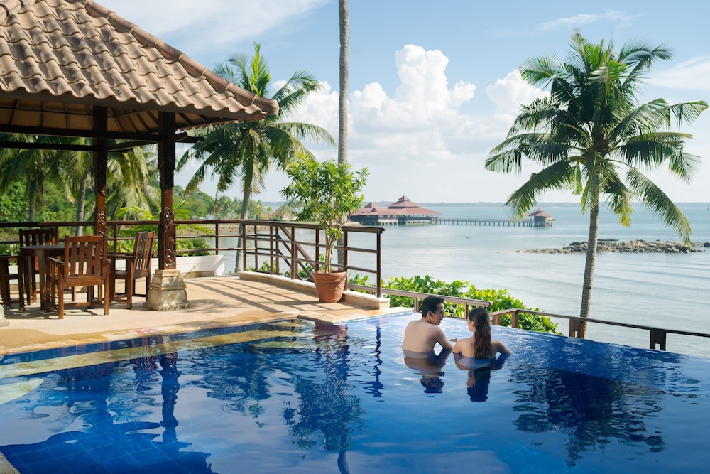 Indra Maya Pool Villas — 5-Star Luxury Hotel in Bintan, Indonesia