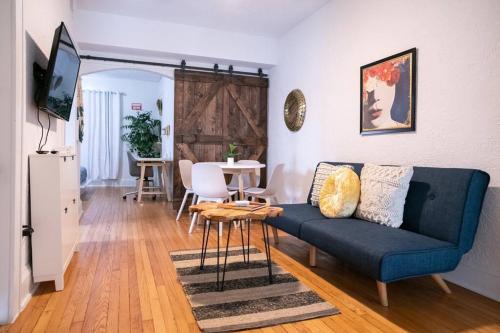 Homey Little Havana Apt Centrally located Hv4 — 4-Star Luxury Hotel in Miami, United States
